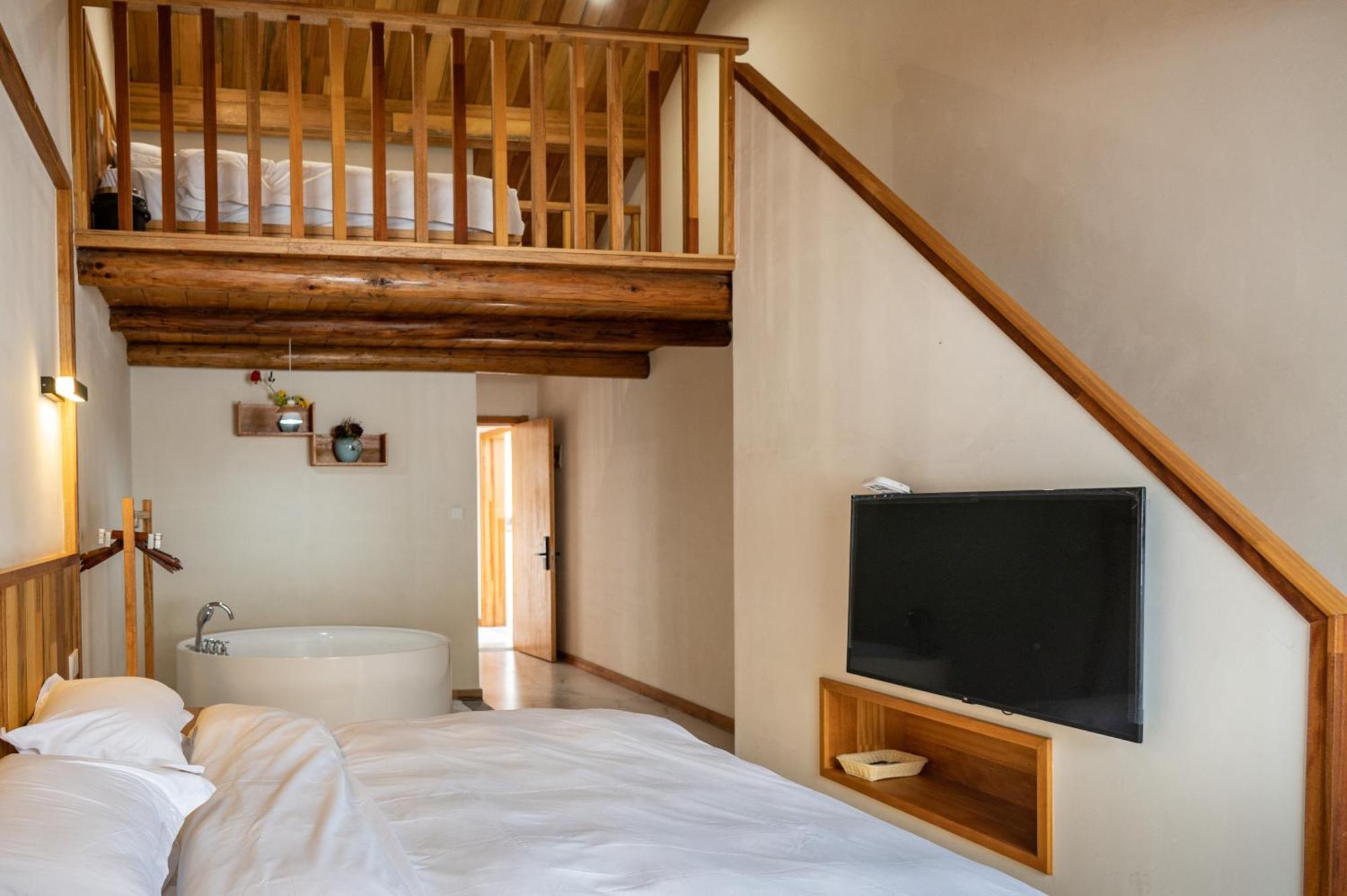 Tingjian Musu Private Soup Design Homestay - South Gate Of Wuzhen Xizha Scenic Area Tongxiang Екстер'єр фото